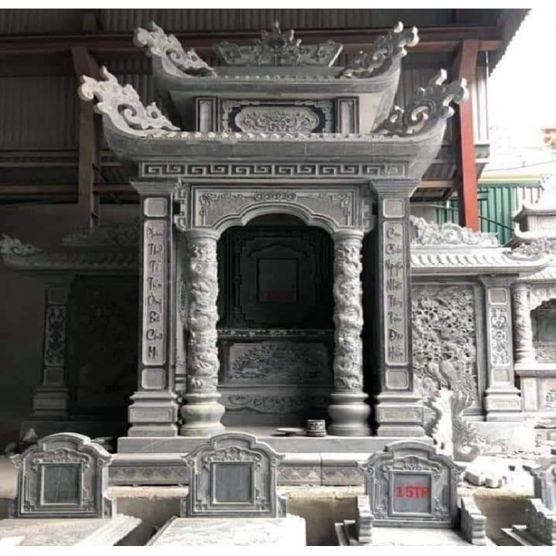 Lăng tẩm, cột đá đình chùa 6