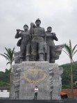 01. Tượng đài chiến sỹ vùng mỏ QN-1